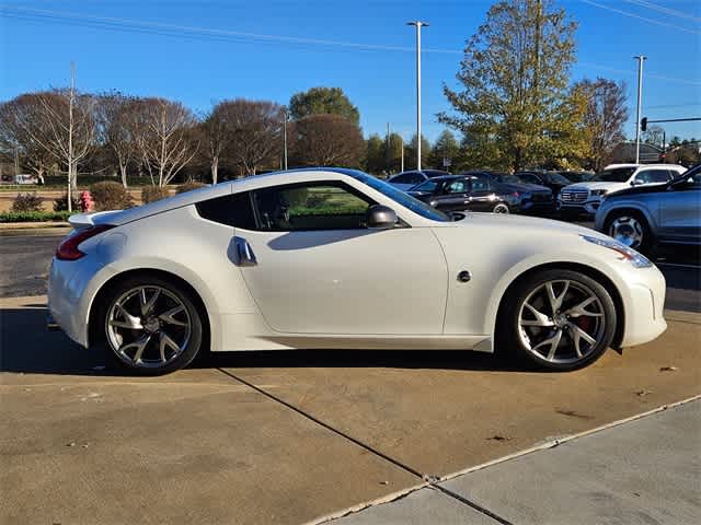 Thumbnail: 2015 Nissan Z - 8