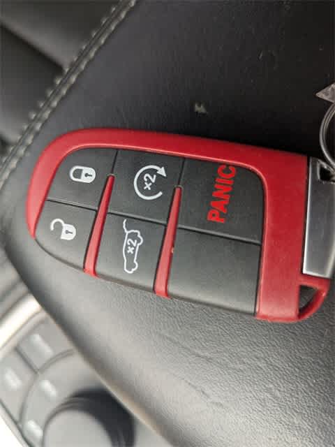 2020 Jeep Grand Cherokee Trackhawk 37