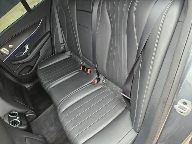 Thumbnail: 2022 Mercedes-Benz E-Class - 20