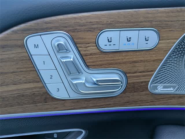 Thumbnail: 2025 Mercedes-Benz GLE - 16