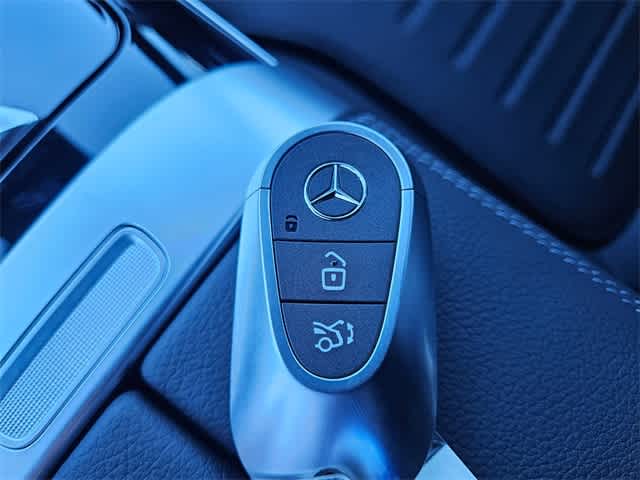 Thumbnail: 2026 Mercedes-Benz GLC - 31