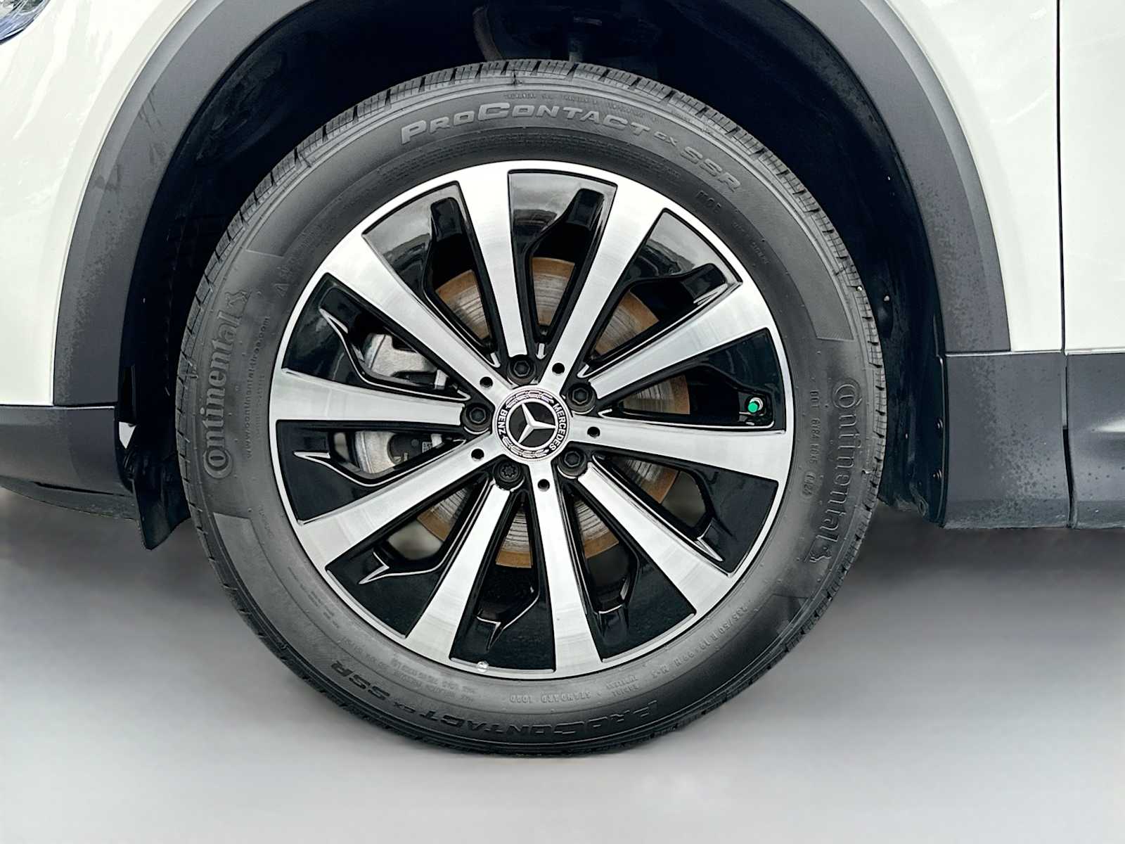 Thumbnail: 2022 Mercedes-Benz GLB - 30