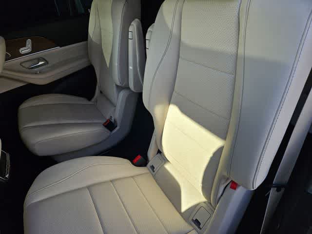 Thumbnail: 2024 Mercedes-Benz GLS - 19