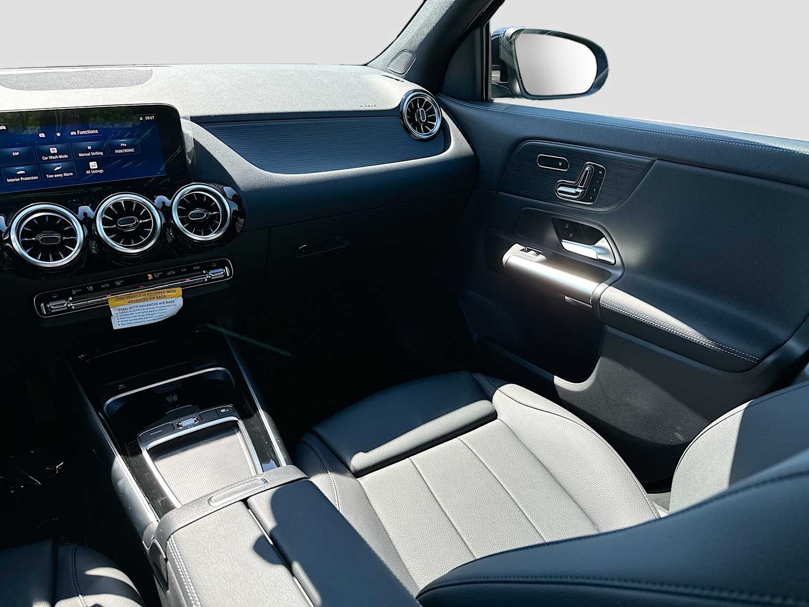 Thumbnail: 2026 Mercedes-Benz GLA - 24