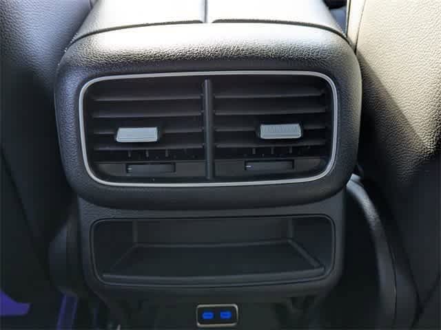 2025 Mercedes Benz GLE 450 4MATIC photo 4