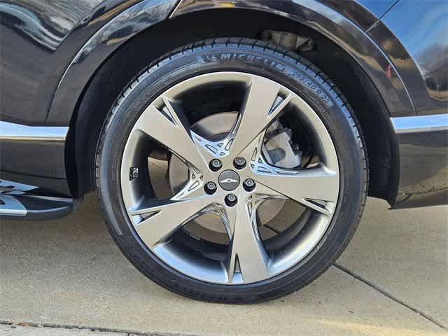 Thumbnail: 2021 Genesis GV80 - 13