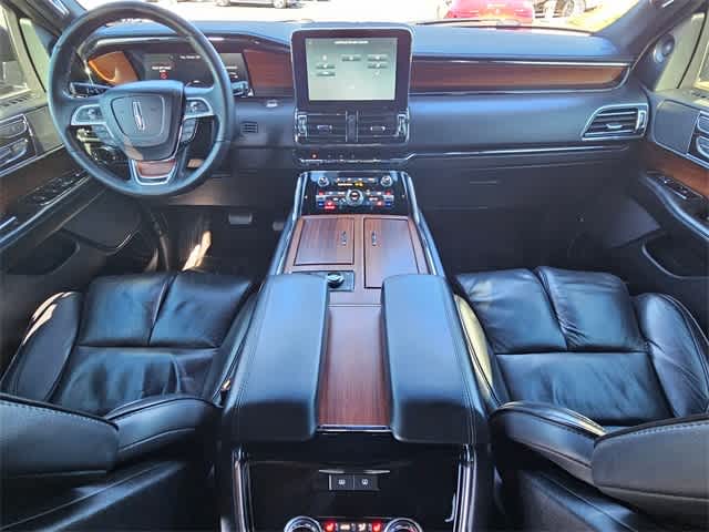 Thumbnail: 2019 Lincoln Navigator L - 15