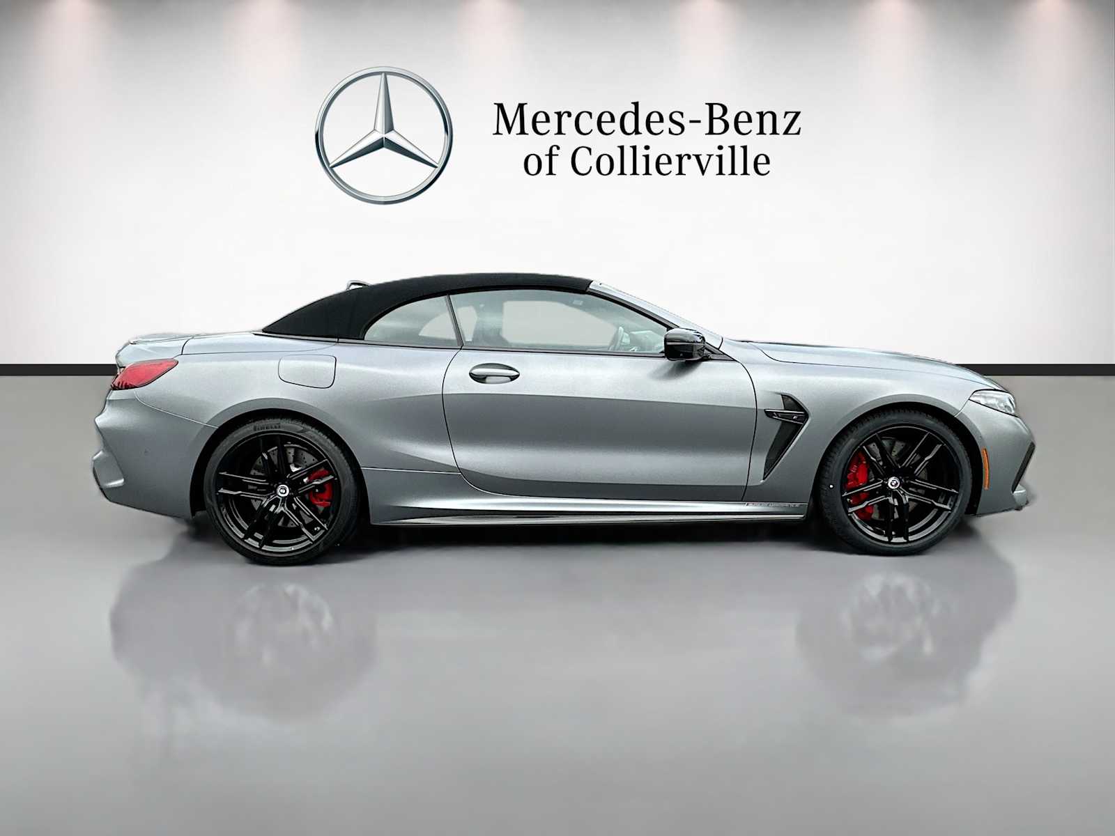 Thumbnail: 2023 BMW M8 - 4