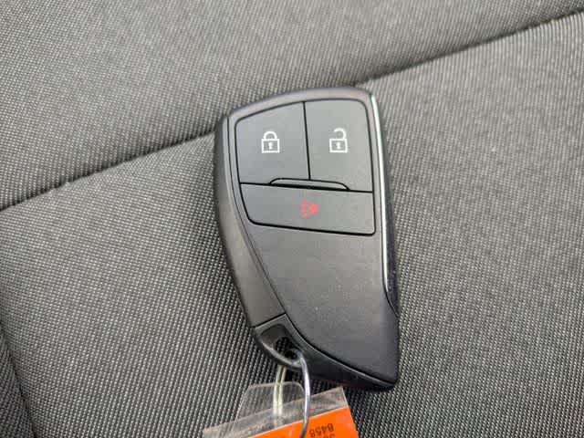 Thumbnail: 2024 Chevrolet Colorado - 31