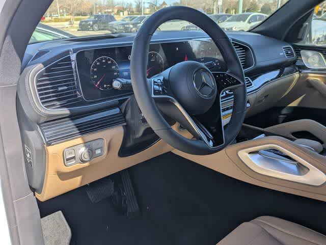 Thumbnail: 2026 Mercedes-Benz GLE - 2