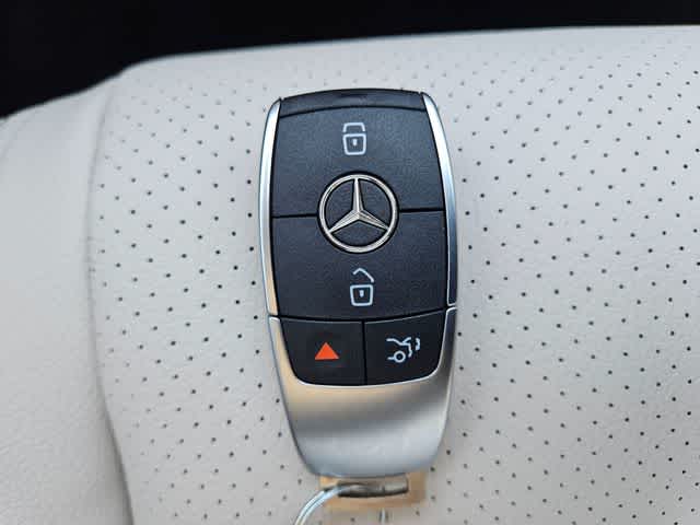 Thumbnail: 2026 Mercedes-Benz GLE - 34