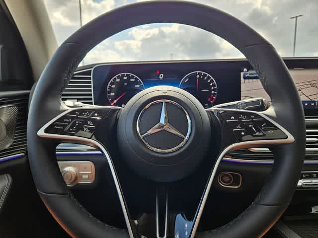 Thumbnail: 2026 Mercedes-Benz GLE - 24