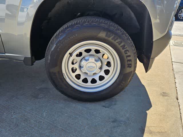 Thumbnail: 2024 Chevrolet Colorado - 12