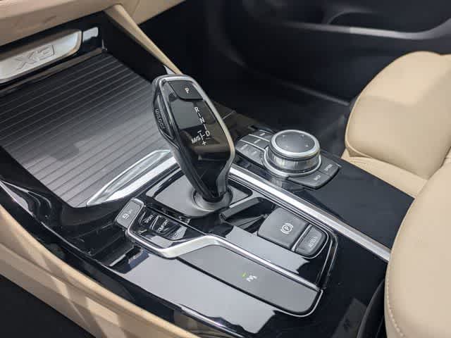 Thumbnail: 2021 BMW X3 - 33