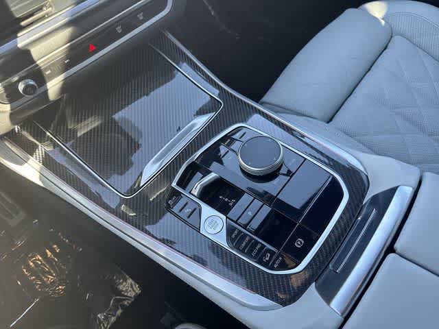 Thumbnail: 2026 BMW X5 - 22