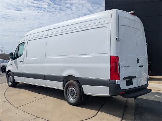 Thumbnail: 2024 Mercedes-Benz eSprinter - 7
