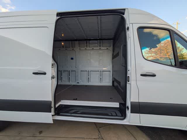 Thumbnail: 2026 Mercedes-Benz Sprinter - 20