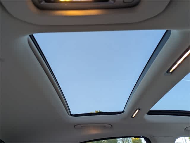 Thumbnail: 2026 Mercedes-Benz S-Class - 22