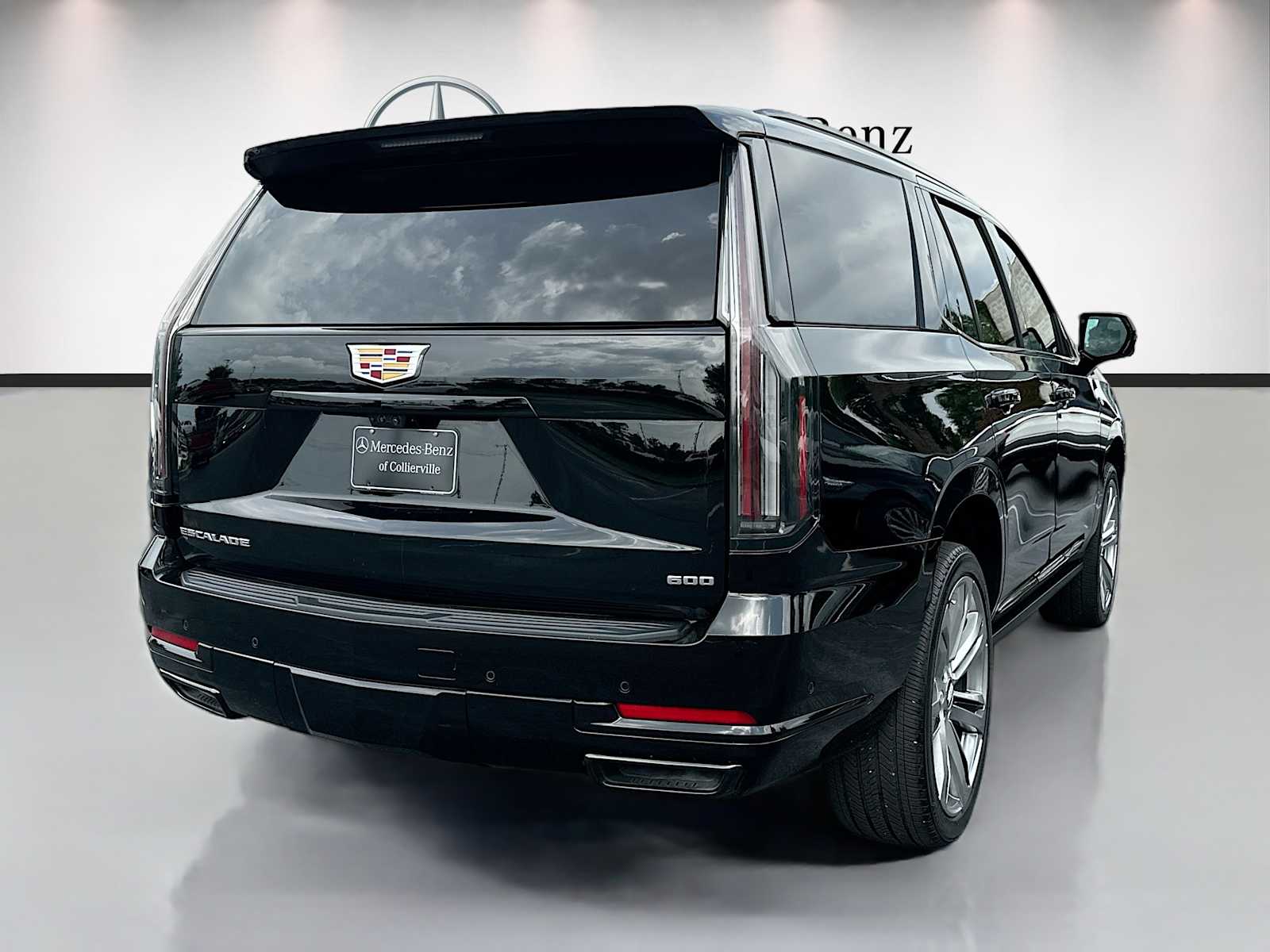 Thumbnail: 2025 Cadillac Escalade - 4