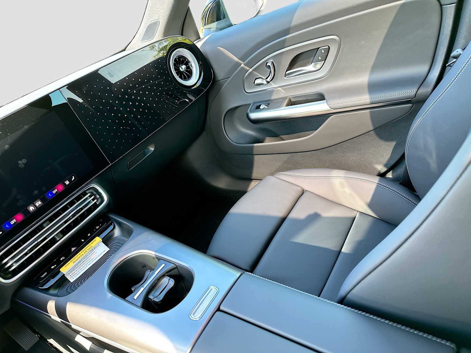Thumbnail: 2026 Mercedes-Benz CLA - 23