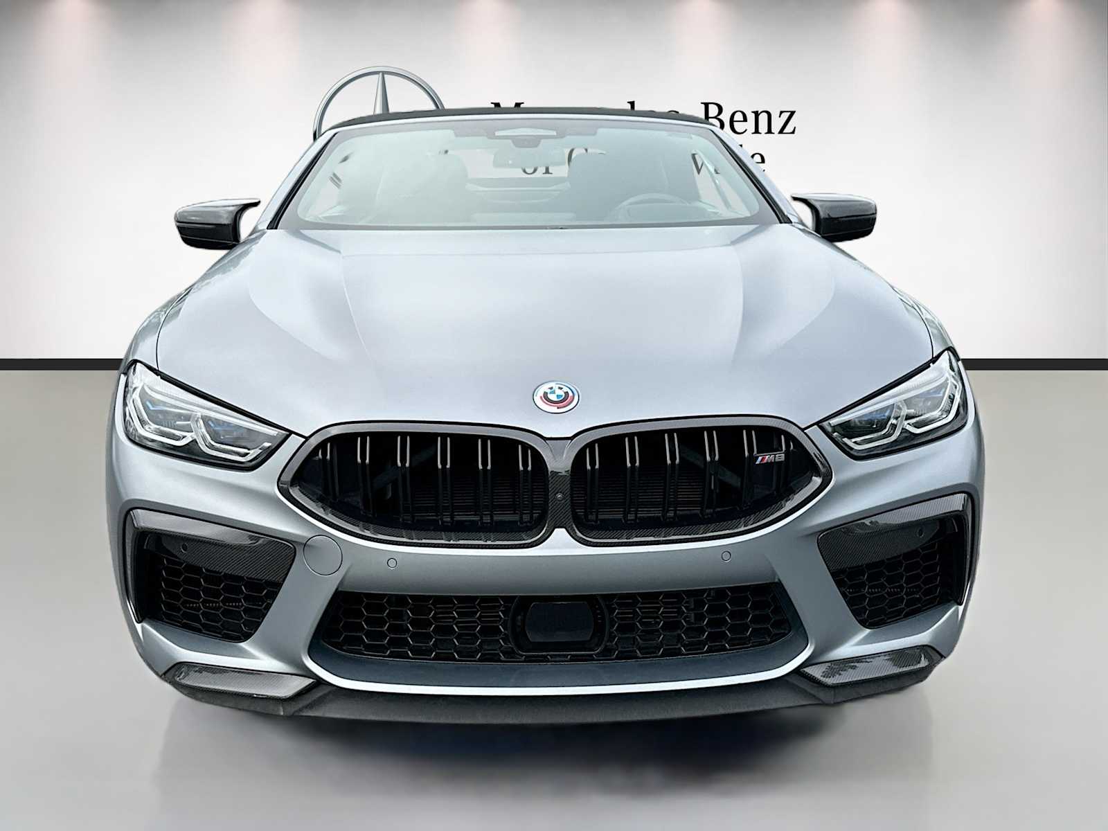 Thumbnail: 2023 BMW M8 - 2