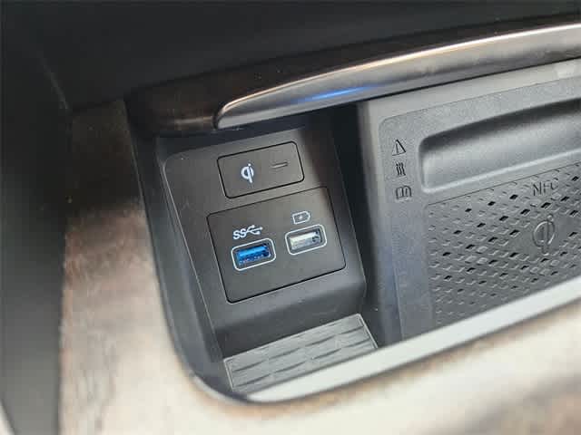 Thumbnail: 2024 Genesis GV80 - 32