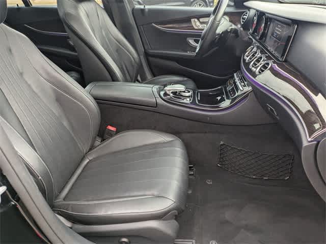 Thumbnail: 2017 Mercedes-Benz E-Class - 18