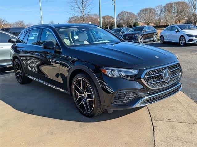 Thumbnail: 2025 Mercedes-Benz E-Class - 11