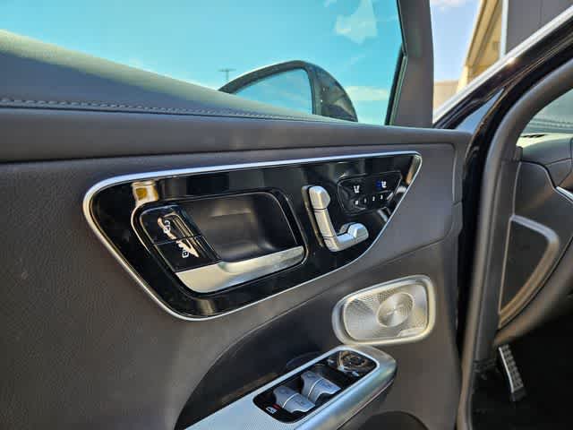 Thumbnail: 2025 Mercedes-Benz GLC - 16