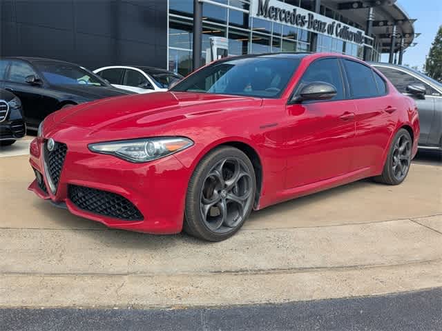 Thumbnail: 2023 Alfa Romeo Giulia - 4