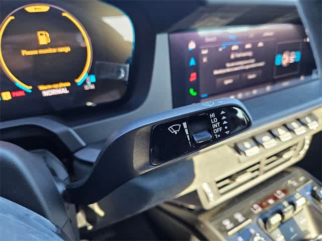 Thumbnail: 2025 Porsche 911 - 25