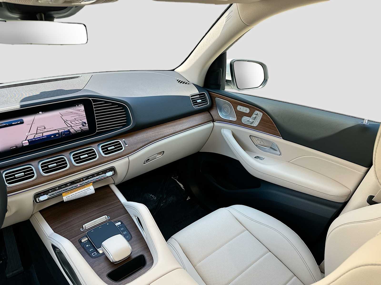 Thumbnail: 2026 Mercedes-Benz GLE - 25