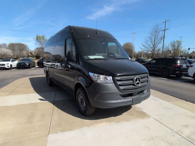 Thumbnail: 2026 Mercedes-Benz Sprinter - 8