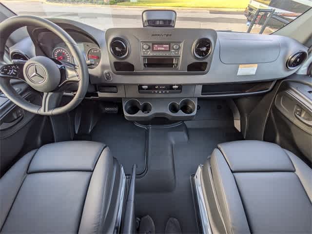 Thumbnail: 2026 Mercedes-Benz Sprinter - 14