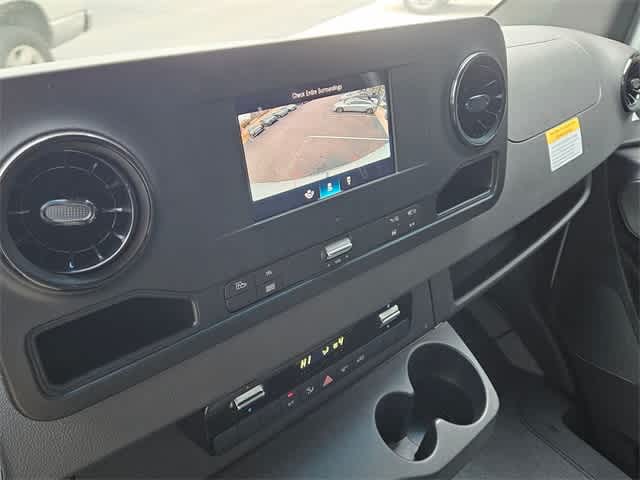 Thumbnail: 2024 Mercedes-Benz Sprinter - 20