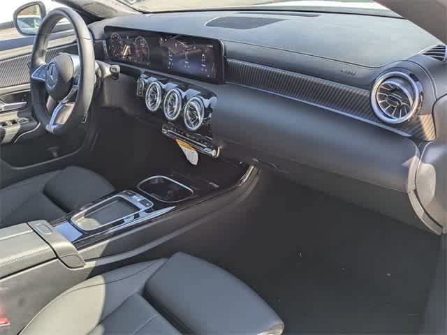 2025 Mercedes-Benz CLA 250 11