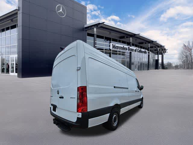 Thumbnail: 2026 Mercedes-Benz Sprinter - 8