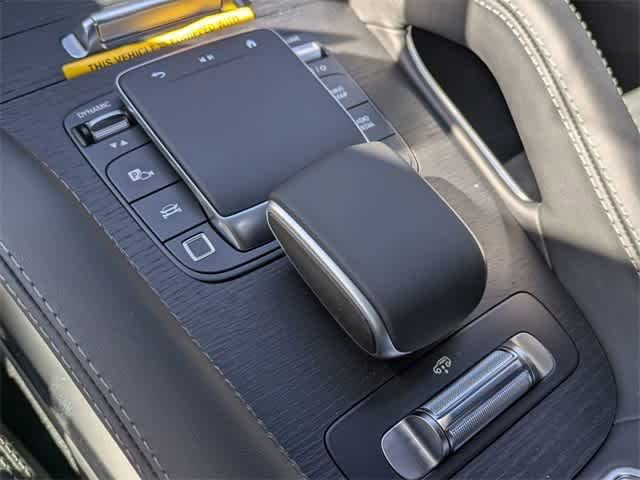 Thumbnail: 2025 Mercedes-Benz GLE - 25