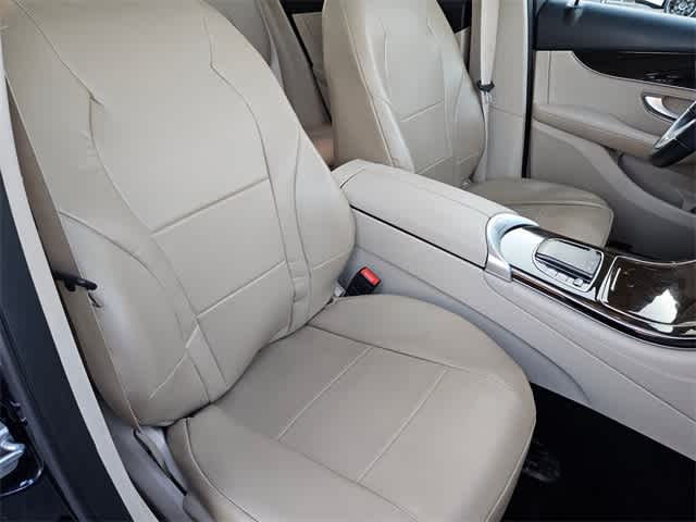 Thumbnail: 2021 Mercedes-Benz GLC - 22