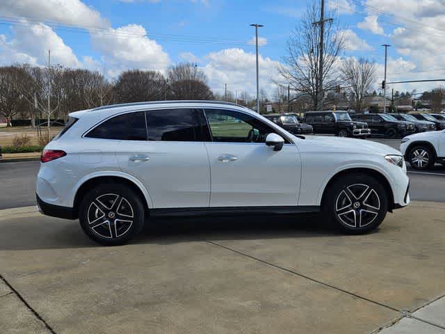Thumbnail: 2026 Mercedes-Benz GLC - 10