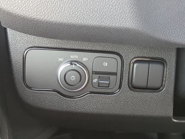 Thumbnail: 2026 Mercedes-Benz Sprinter - 33