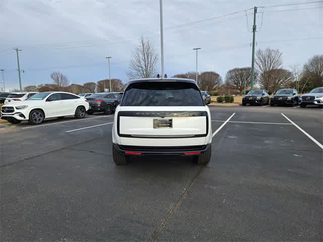 Thumbnail: 2025 Land Rover Range Rover - 7