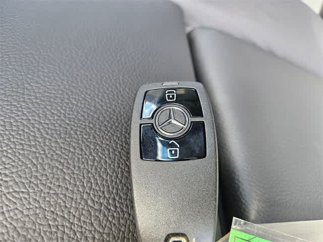 Thumbnail: 2026 Mercedes-Benz Sprinter - 30