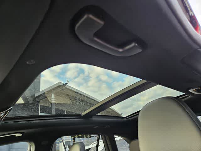 Thumbnail: 2026 Mercedes-Benz GLC - 18