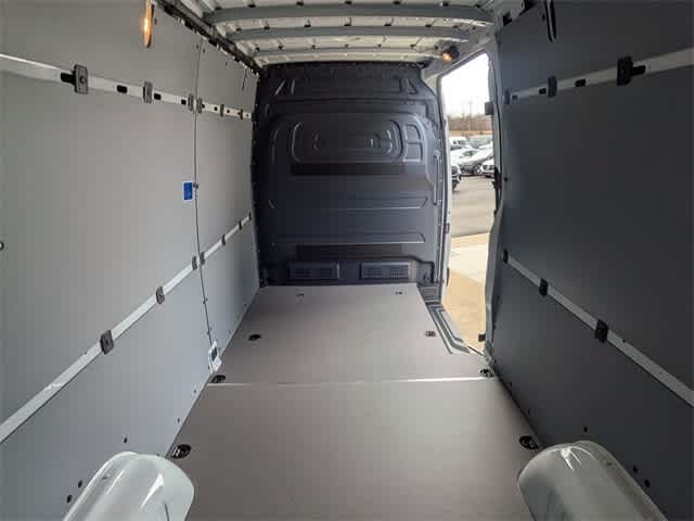 Thumbnail: 2024 Mercedes-Benz eSprinter - 18