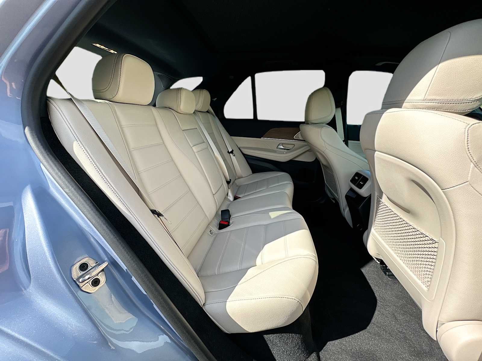 Thumbnail: 2026 Mercedes-Benz GLE - 28