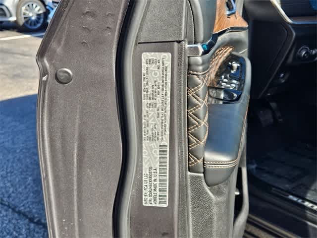 Thumbnail: 2022 Jeep Grand Cherokee - 37