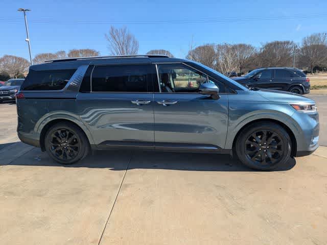 Thumbnail: 2024 Kia Carnival - 9