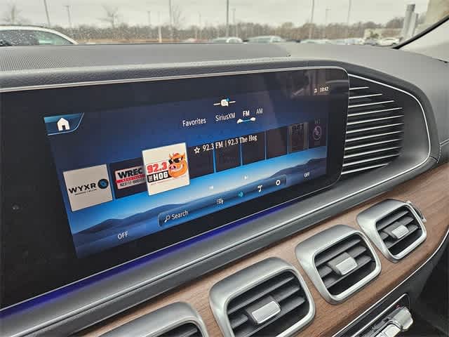 Thumbnail: 2026 Mercedes-Benz GLS - 28