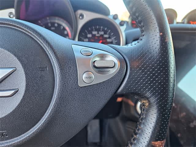 Thumbnail: 2015 Nissan Z - 20